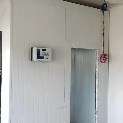Câmara fria concluída, vista de dentro